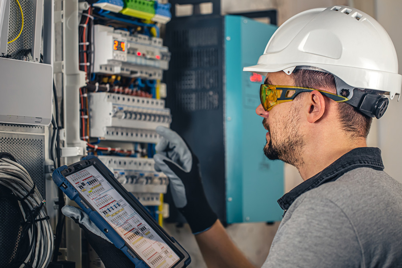 Industrie und Gewerbe bei Steuer- und Regeltechnik GmbH Wettin in Wettin-Löbejün/ OT Wettin