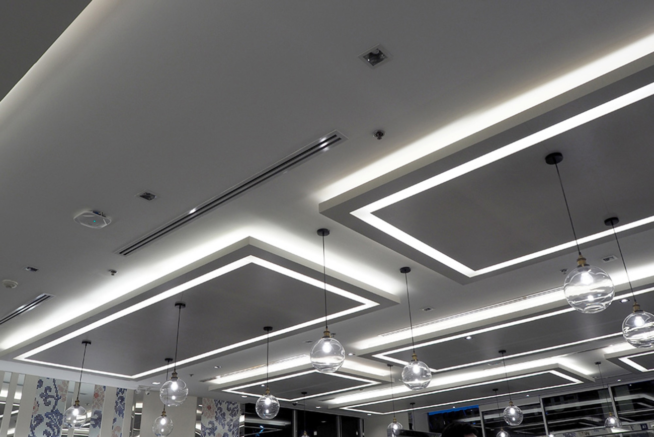 LED-Beleuchtung bei Steuer- und Regeltechnik GmbH Wettin in Wettin-Löbejün/ OT Wettin